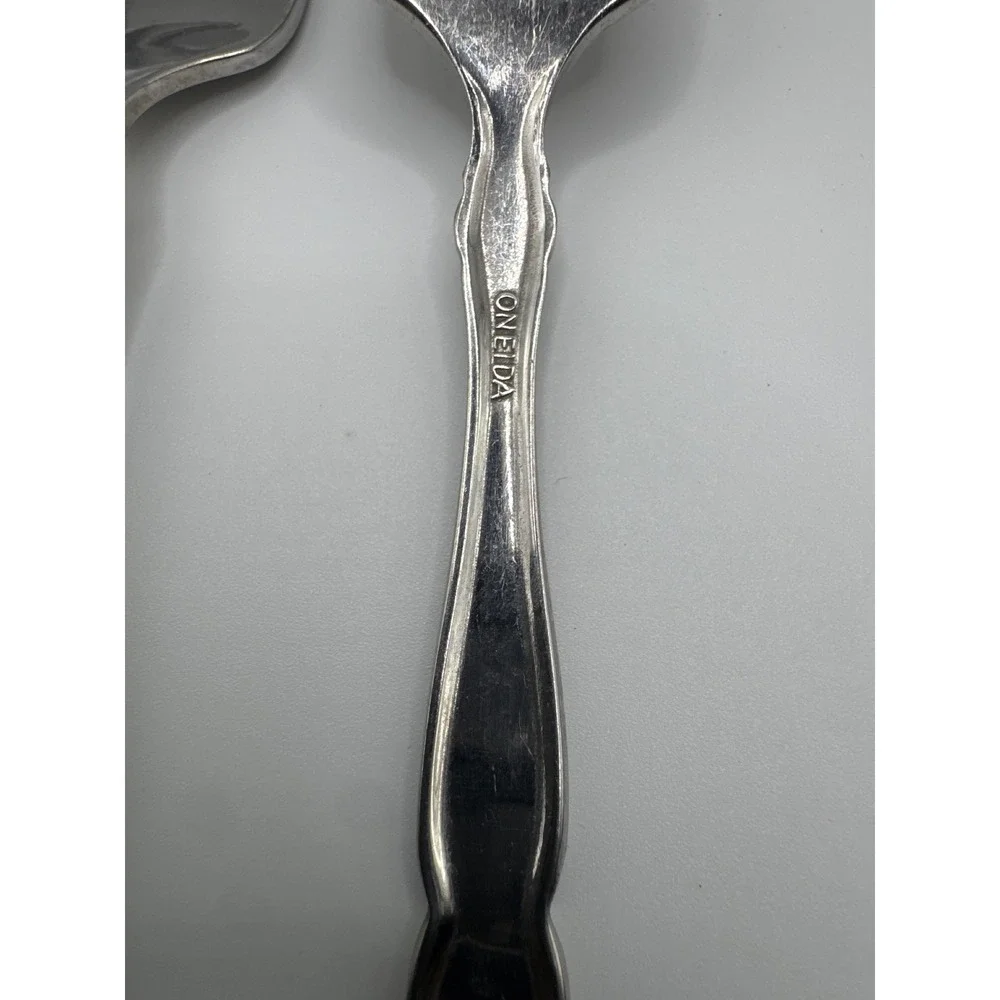 Oneida Royal Chippendale Stainless Salad Forks Set of 2 USA Glossy Scalloped